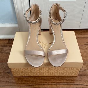 Badgley Mischka Catalina in Champagne
